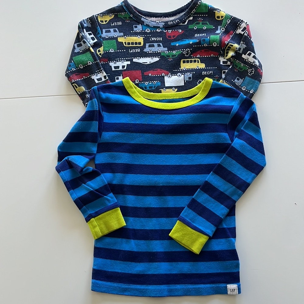 3T pajama top lot